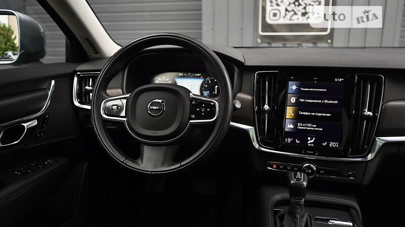 Универсал Volvo V90 Cross Country 2017 в Львове фото 24 Универсал Volvo V90 Cross Country 2017 в Львове