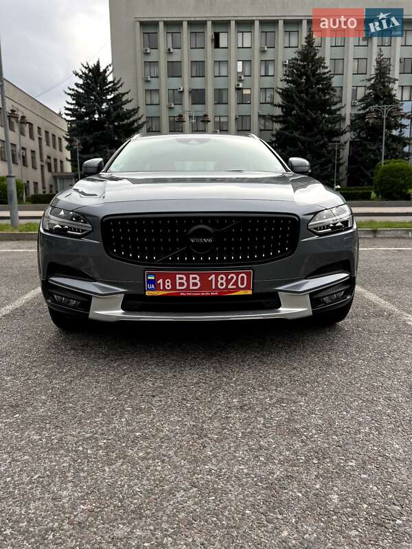 Універсал Volvo V90 Cross Country 2017 в Рівному фото 44 Універсал Volvo V90 Cross Country 2017 в Рівному