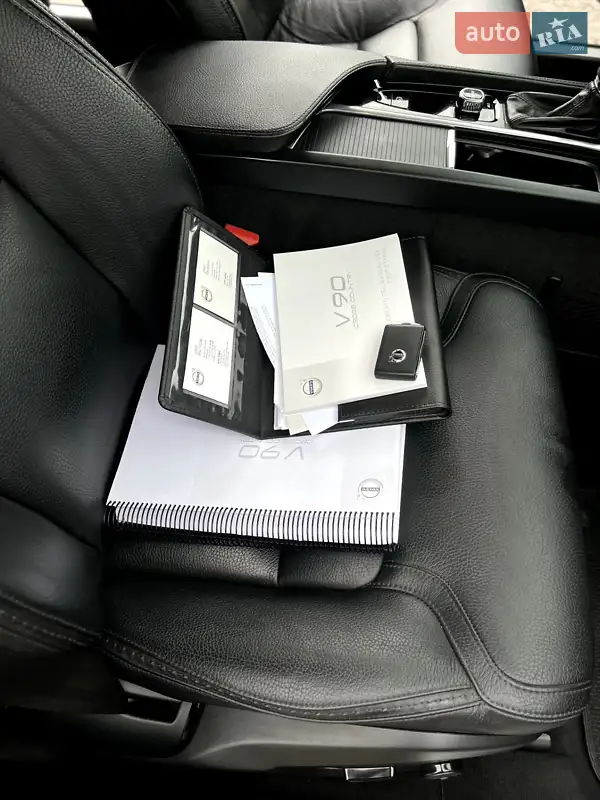 Універсал Volvo V90 Cross Country 2017 в Рівному документ 2 фото Універсал Volvo V90 Cross Country 2017 в Рівному документ