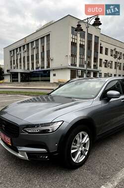 Универсал Volvo V90 Cross Country 2017 в Ровно