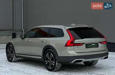 Универсал Volvo V90 Cross Country 2017 в Киеве