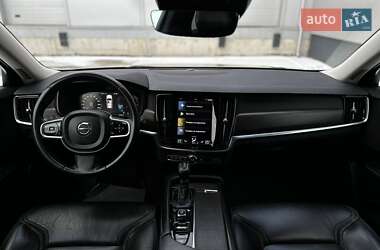 Универсал Volvo V90 Cross Country 2017 в Киеве