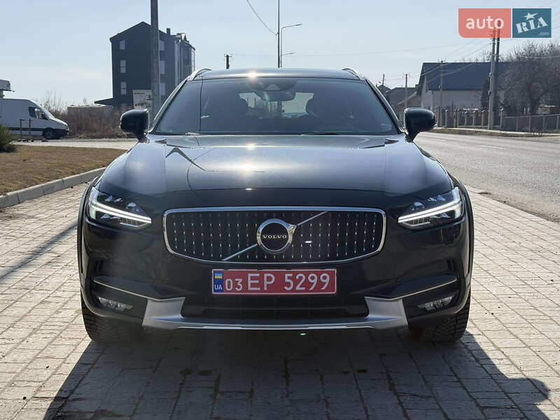 Універсал Volvo V90 Cross Country 2019 в Теребовлі