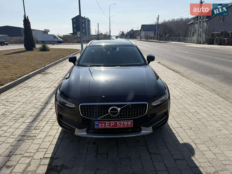 Універсал Volvo V90 Cross Country 2019 в Теребовлі