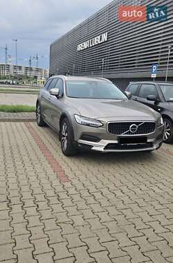 Универсал Volvo V90 Cross Country 2022 в Владимире