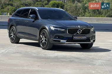 Универсал Volvo V90 Cross Country 2020 в Днепре