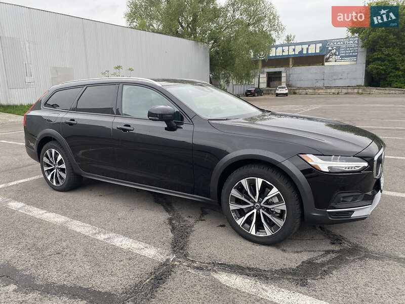 Універсал Volvo V90 Cross Country 2020 в Полтаві