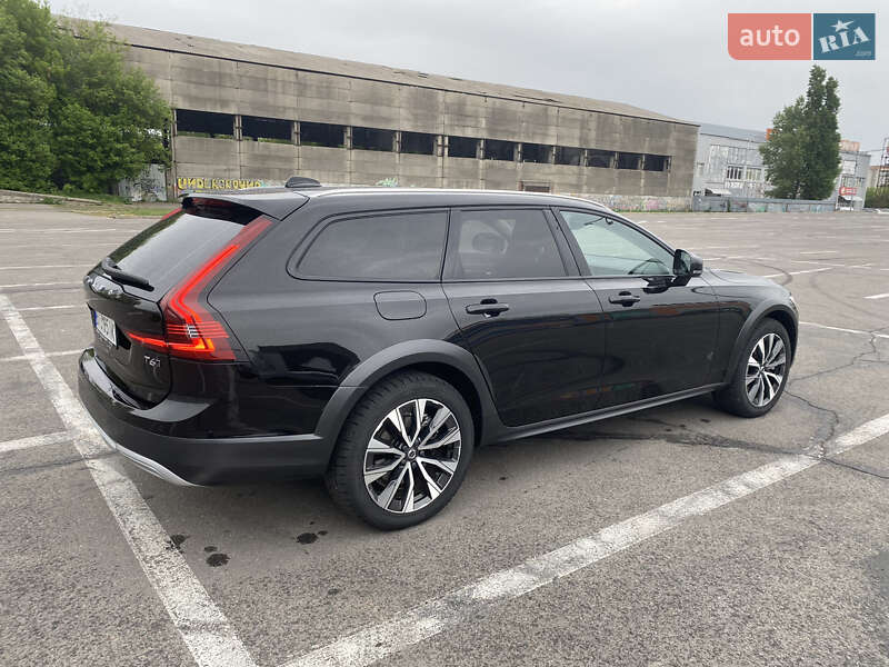 Універсал Volvo V90 Cross Country 2020 в Полтаві