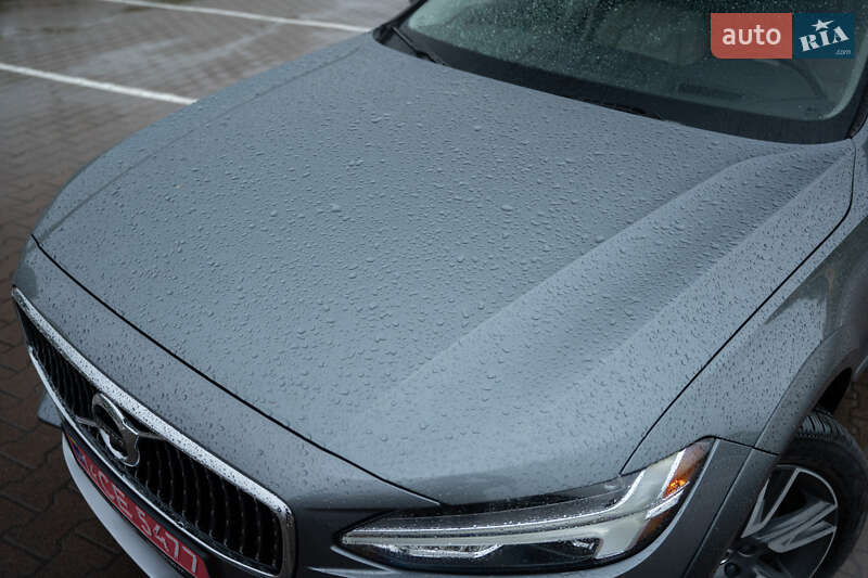 Універсал Volvo V90 Cross Country 2017 в Житомирі