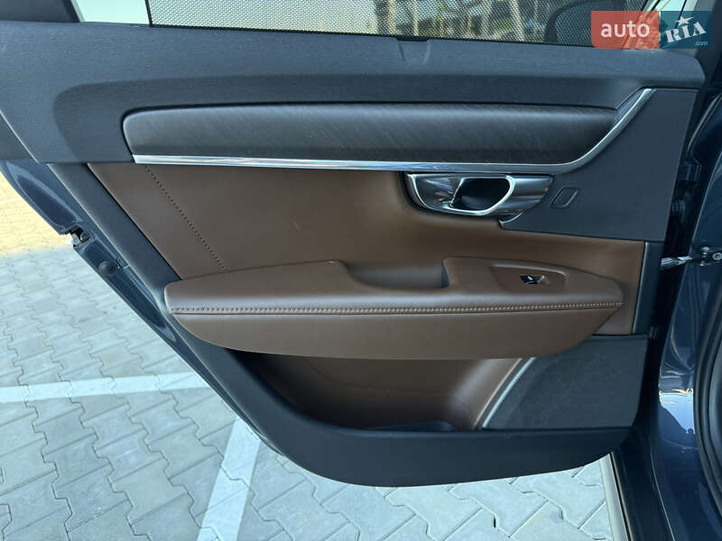 Универсал Volvo V90 Cross Country 2018 в Луцке
