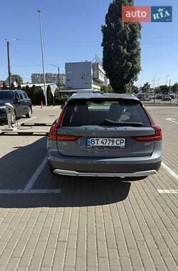 Универсал Volvo V90 Cross Country 2020 в 