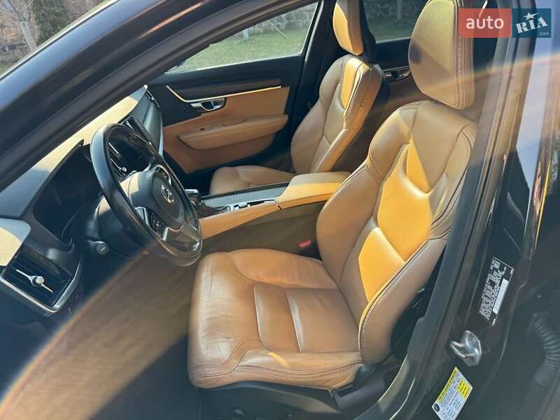 Універсал Volvo V90 Cross Country 2017 в Рівному