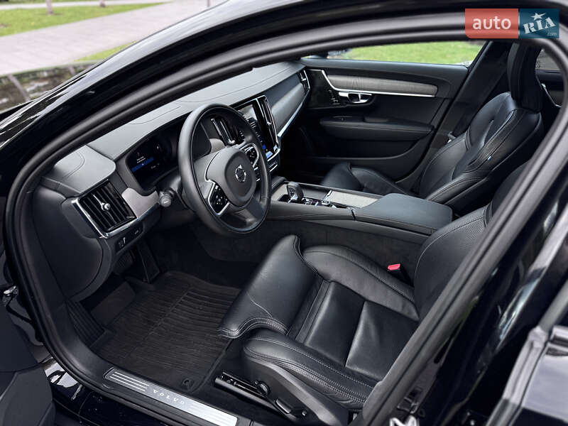 Універсал Volvo V90 Cross Country 2022 в Дніпрі фото 18 Універсал Volvo V90 Cross Country 2022 в Дніпрі