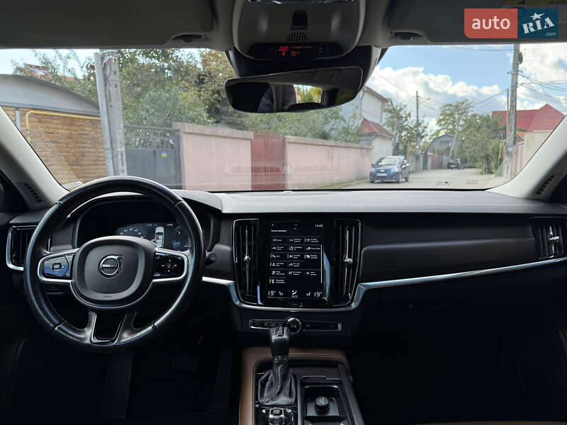 Універсал Volvo V90 Cross Country 2020 в Одесі фото 38 Універсал Volvo V90 Cross Country 2020 в Одесі