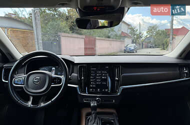 Универсал Volvo V90 Cross Country 2020 в 