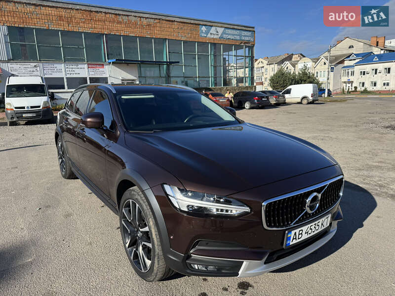 Volvo V90 Cross Country 2017