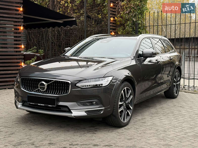 Універсал Volvo V90 Cross Country 2023 в Києві фото 3 Універсал Volvo V90 Cross Country 2023 в Києві