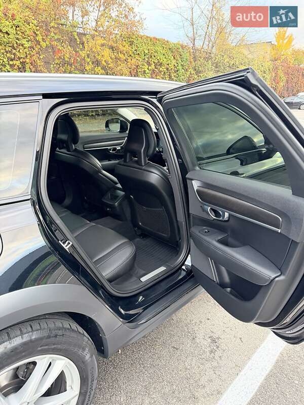 Универсал Volvo V90 Cross Country 2017 в Киеве фото 17 Универсал Volvo V90 Cross Country 2017 в Киеве