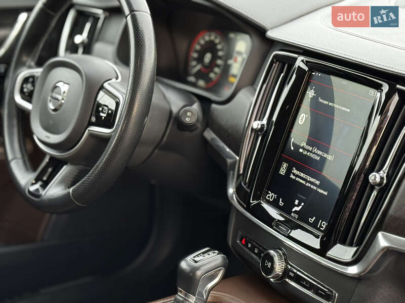 Универсал Volvo V90 Cross Country 2019 в Киеве фото 10 Универсал Volvo V90 Cross Country 2019 в Киеве