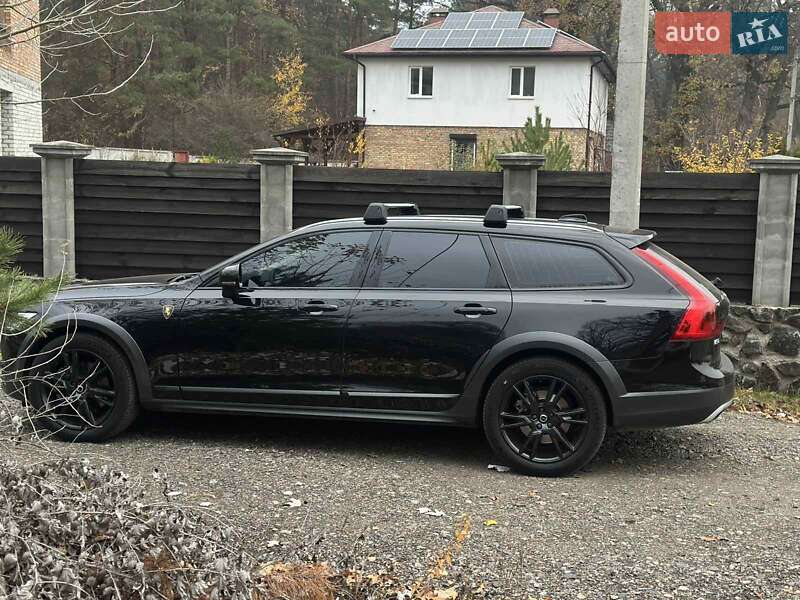 Универсал Volvo V90 Cross Country 2018 в Черкассах фото 11 Универсал Volvo V90 Cross Country 2018 в Черкассах