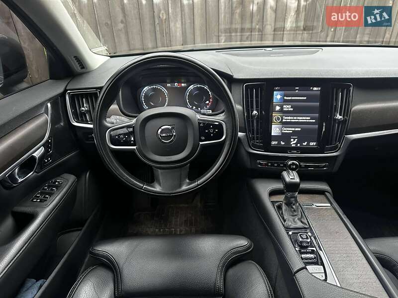 Универсал Volvo V90 Cross Country 2018 в Черкассах фото 20 Универсал Volvo V90 Cross Country 2018 в Черкассах