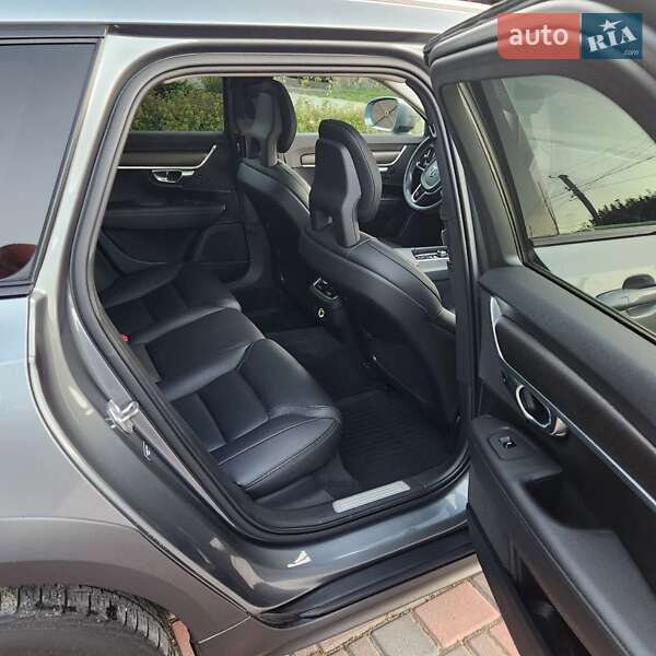 Универсал Volvo V90 Cross Country 2017 в Ивано-Франковске фото 30 Универсал Volvo V90 Cross Country 2017 в Ивано-Франковске