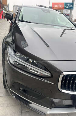 Универсал Volvo V90 Cross Country 2023 в Харькове