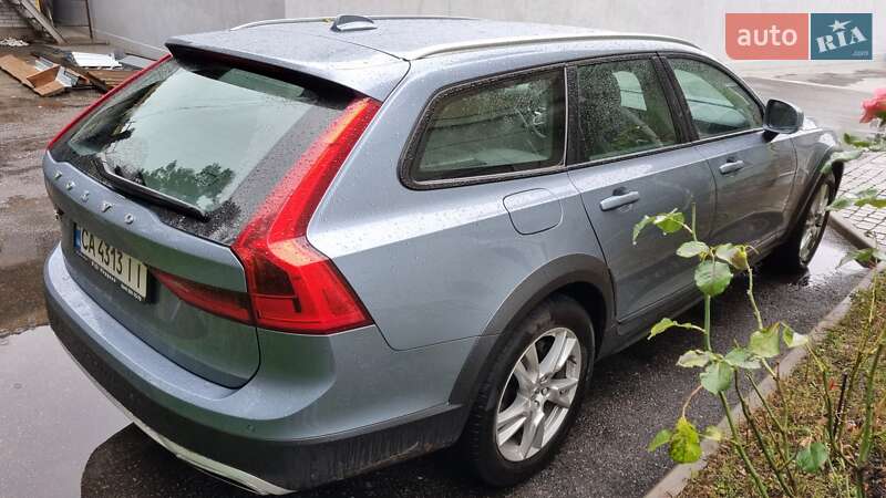 Универсал Volvo V90 Cross Country 2018 в Черкассах