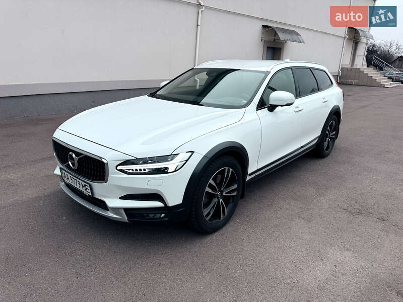 Універсал Volvo V90 Cross Country 2018 в Києві
