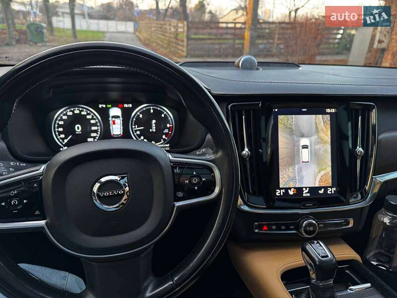 Універсал Volvo V90 Cross Country 2017 в Києві