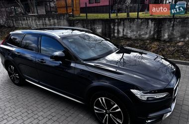 Універсал Volvo V90 Cross Country 2018 в Львові