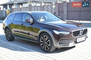 Универсал Volvo V90 Cross Country 2017 в Ровно