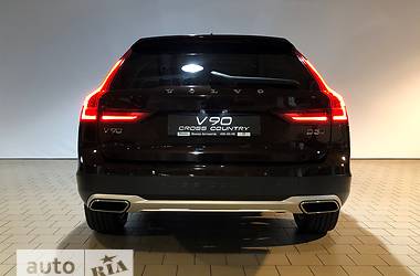 Универсал Volvo V90 2018 в Киеве