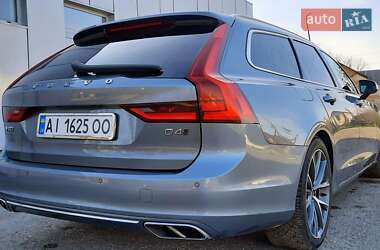 Универсал Volvo V90 2017 в Тараще