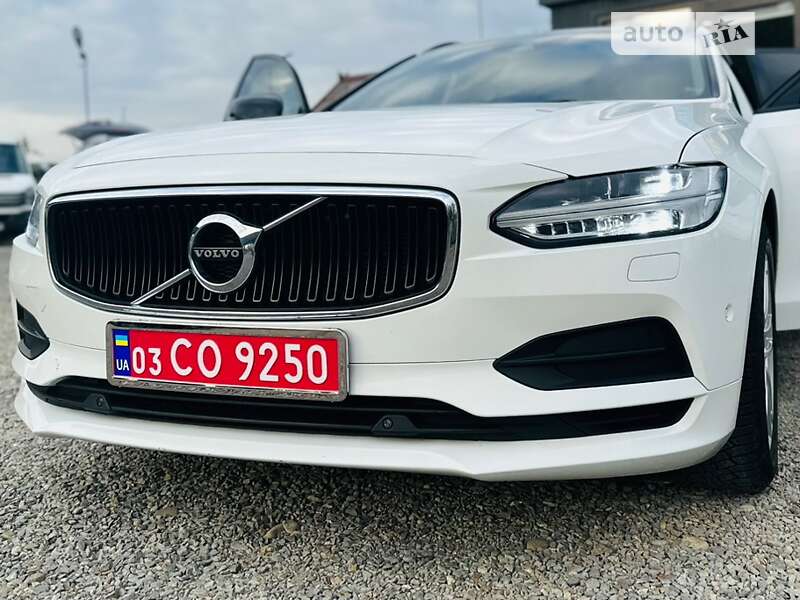 Универсал Volvo V90 2018 в Иршаве