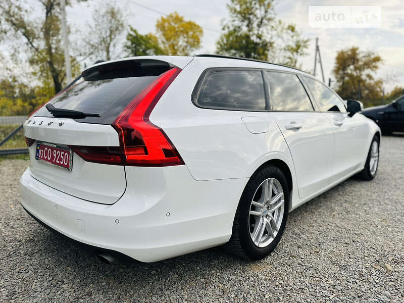Универсал Volvo V90 2018 в Иршаве