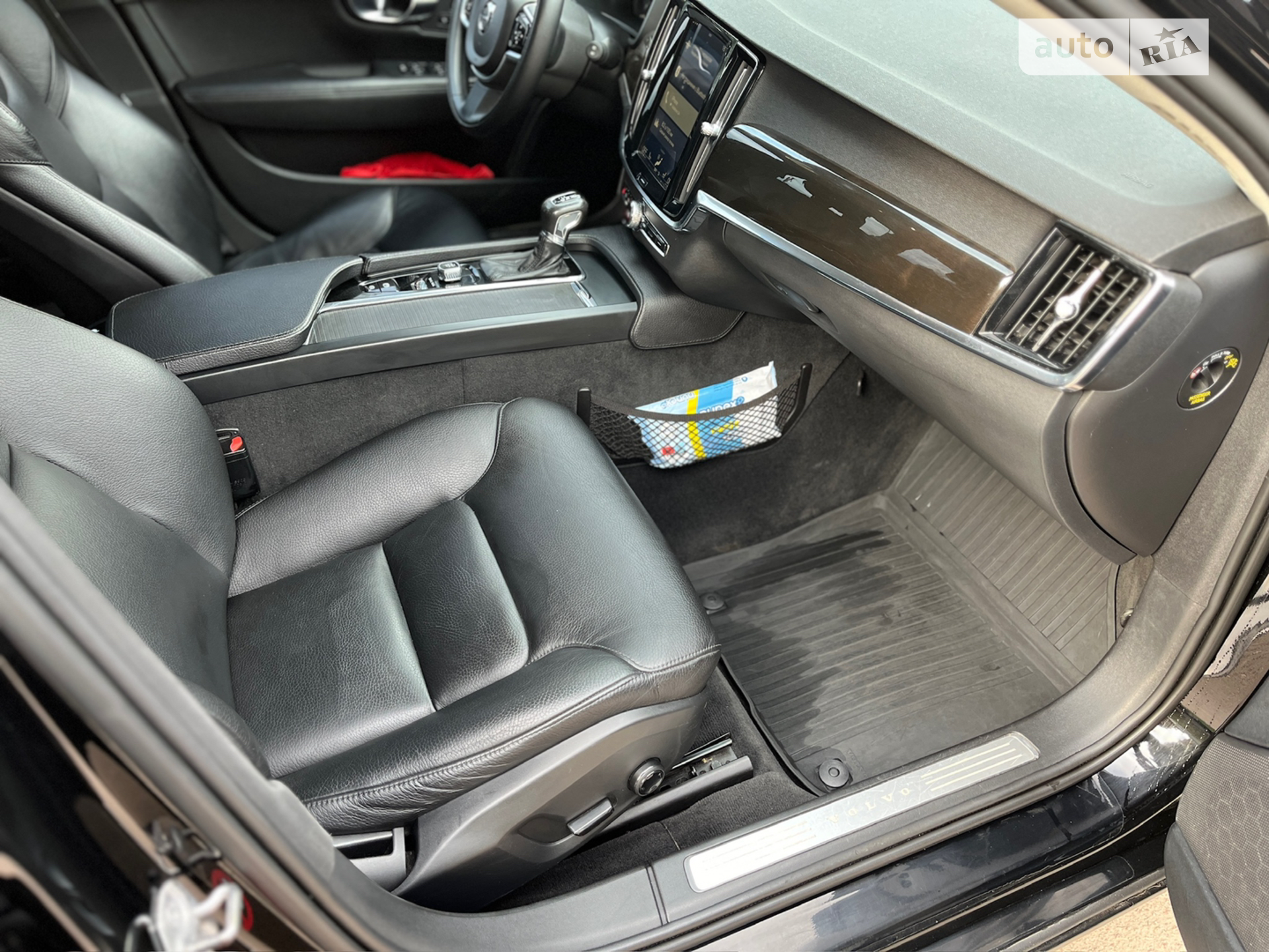 2017 Volvo V90 - мініатюра 15