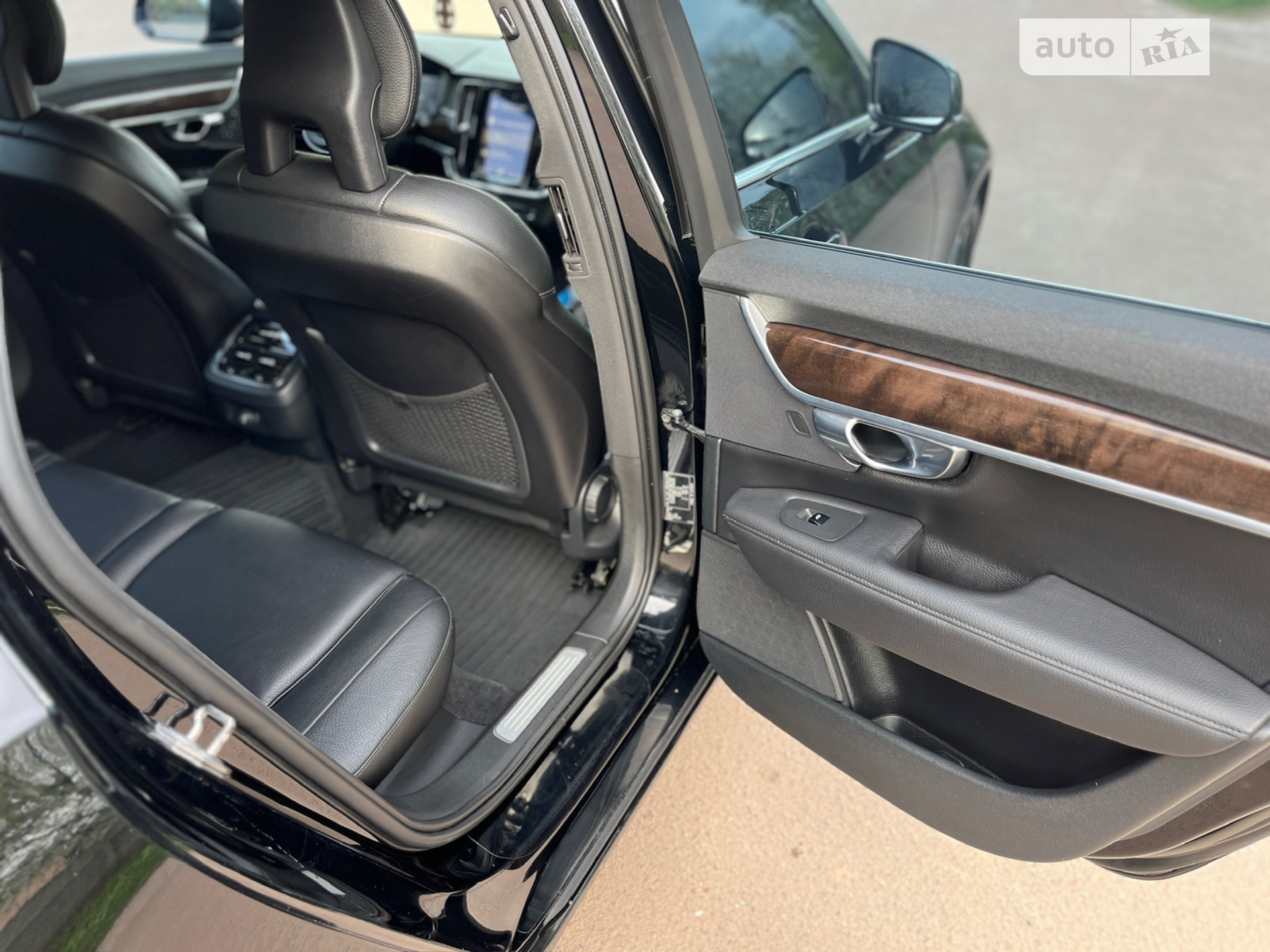 2017 Volvo V90 - мініатюра 16
