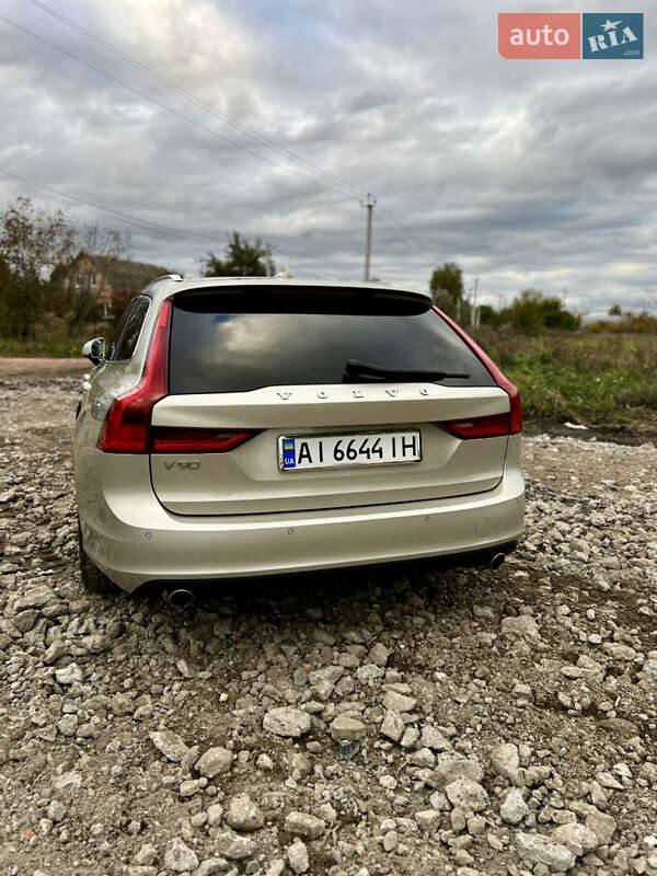Универсал Volvo V90 2018 в Киеве