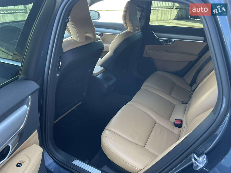 Универсал Volvo V90 2019 в Львове
