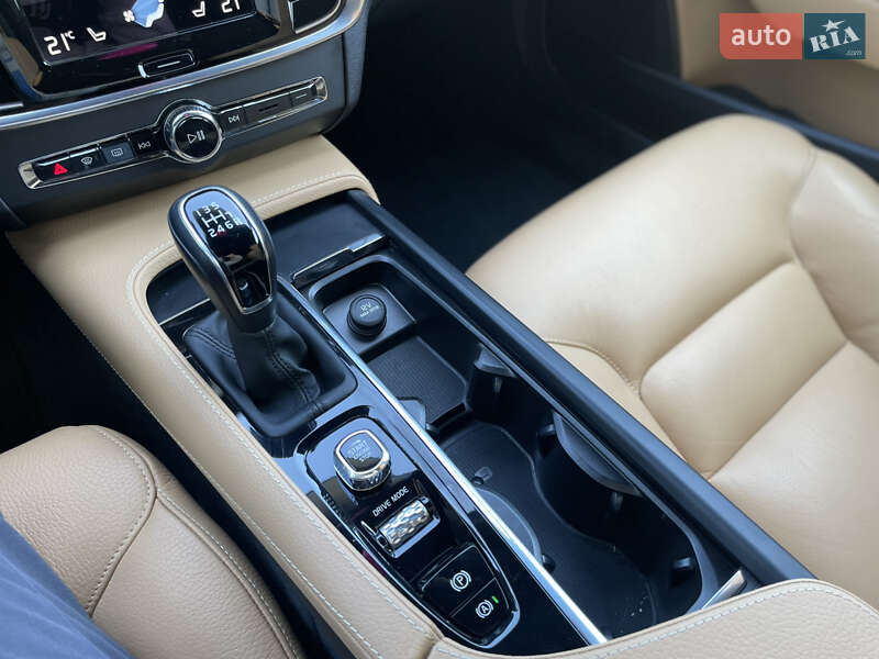 Универсал Volvo V90 2019 в Львове