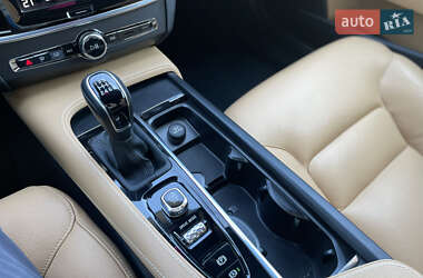 Универсал Volvo V90 2019 в 