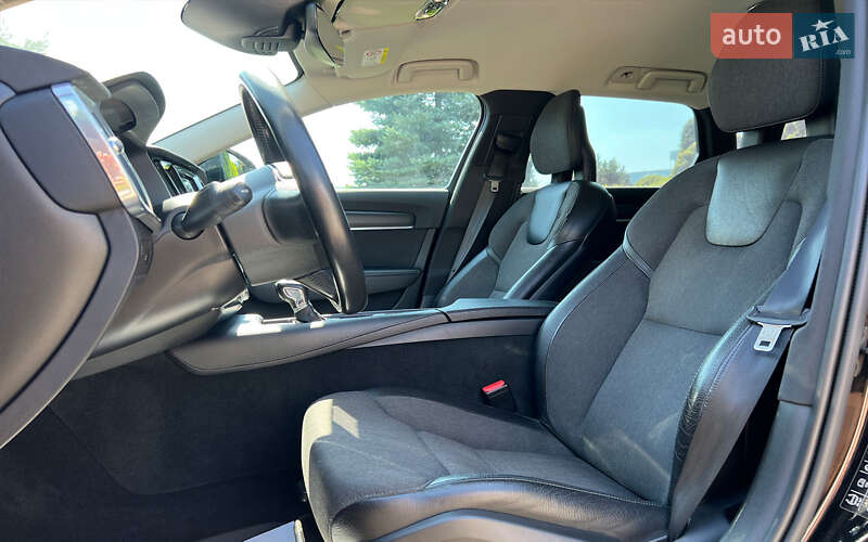 Универсал Volvo V90 2017 в Львове