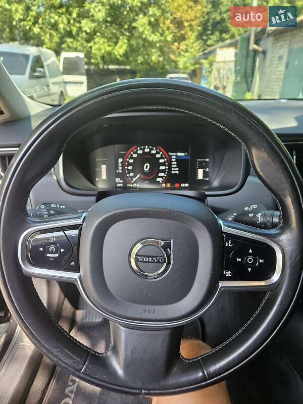 Універсал Volvo V90 2017 в Першотравенську