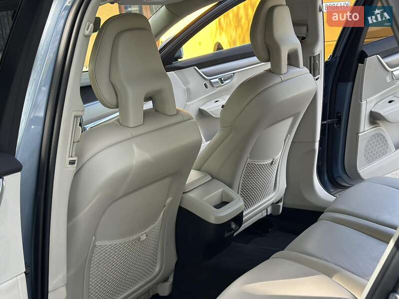 Универсал Volvo V90 2016 в Львове