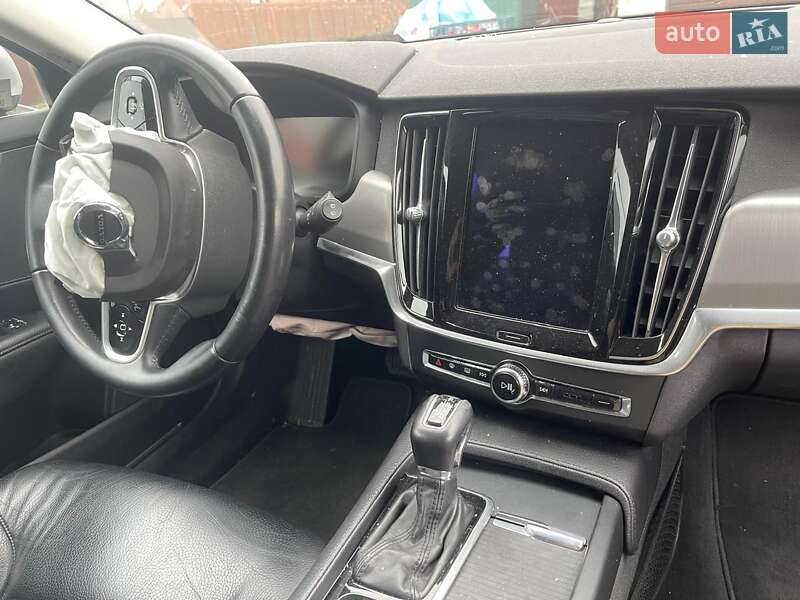 Универсал Volvo V90 2016 в Ужгороде