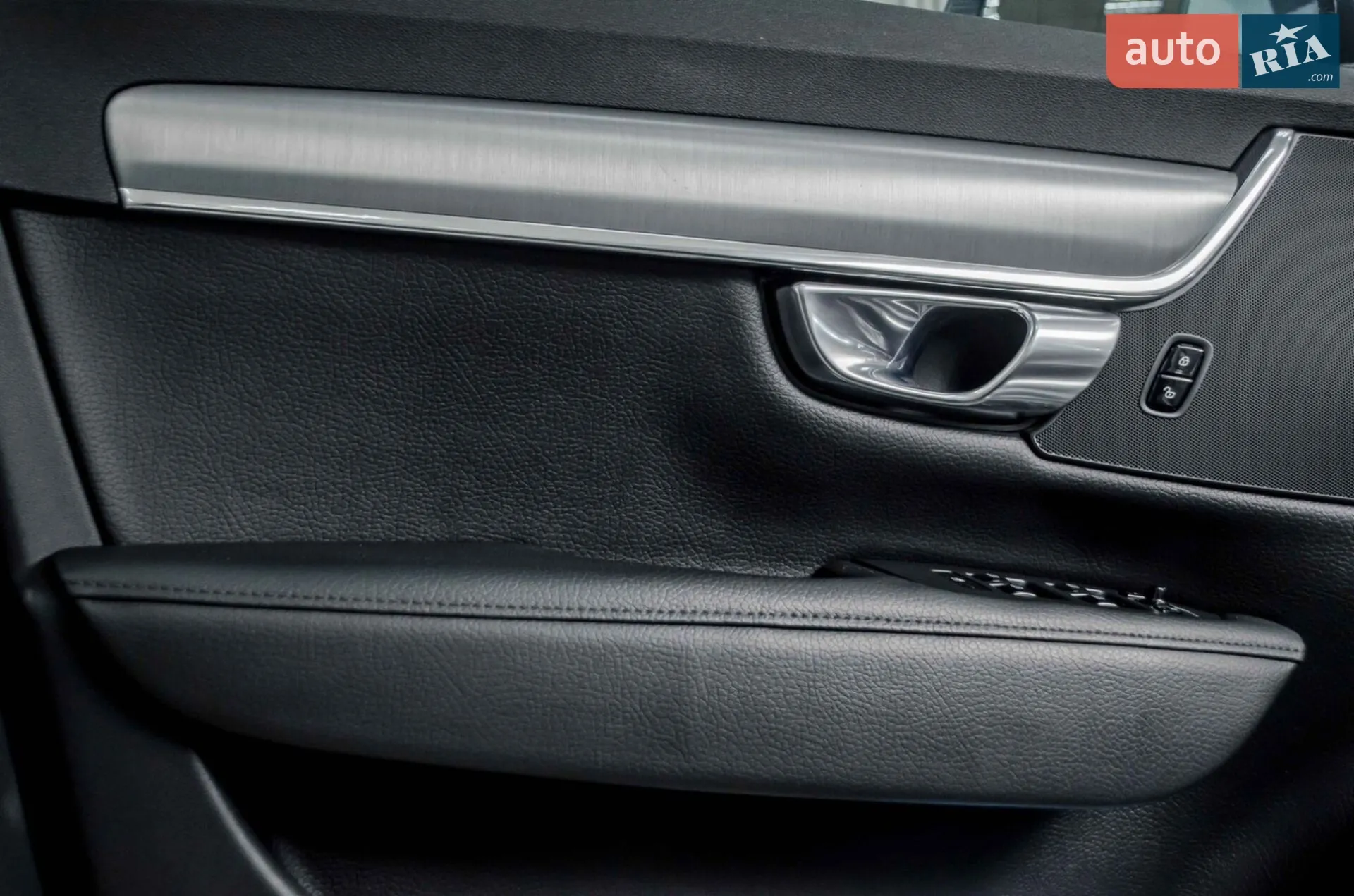 2017 Volvo V90 - мініатюра 21