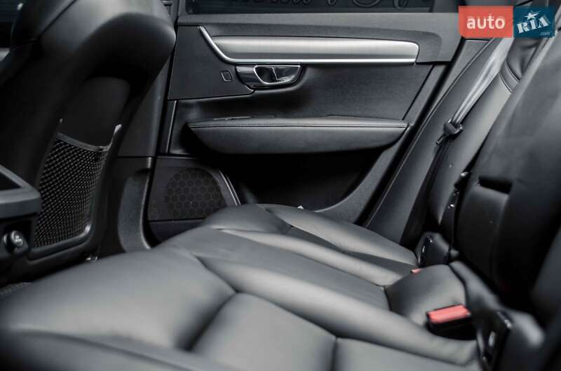 Универсал Volvo V90 2017 в Коломые фото 23 Универсал Volvo V90 2017 в Коломые