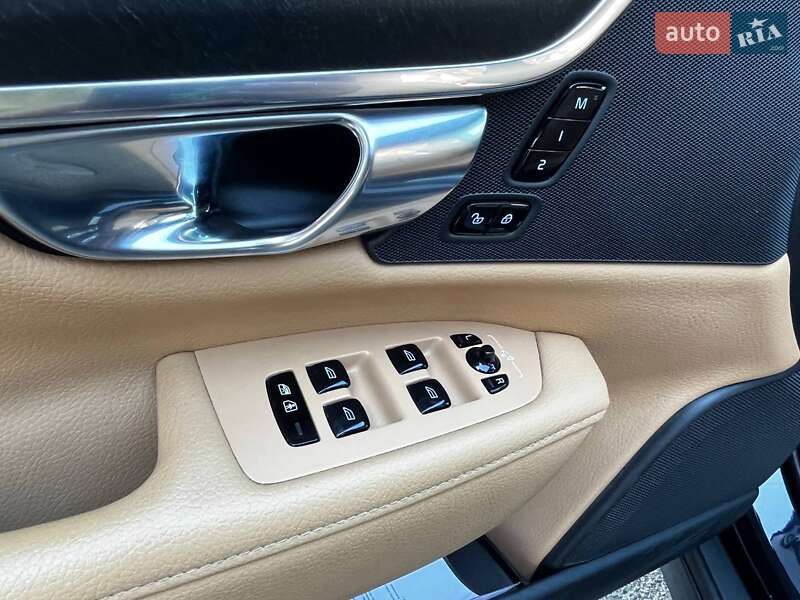 Универсал Volvo V90 2017 в Киеве