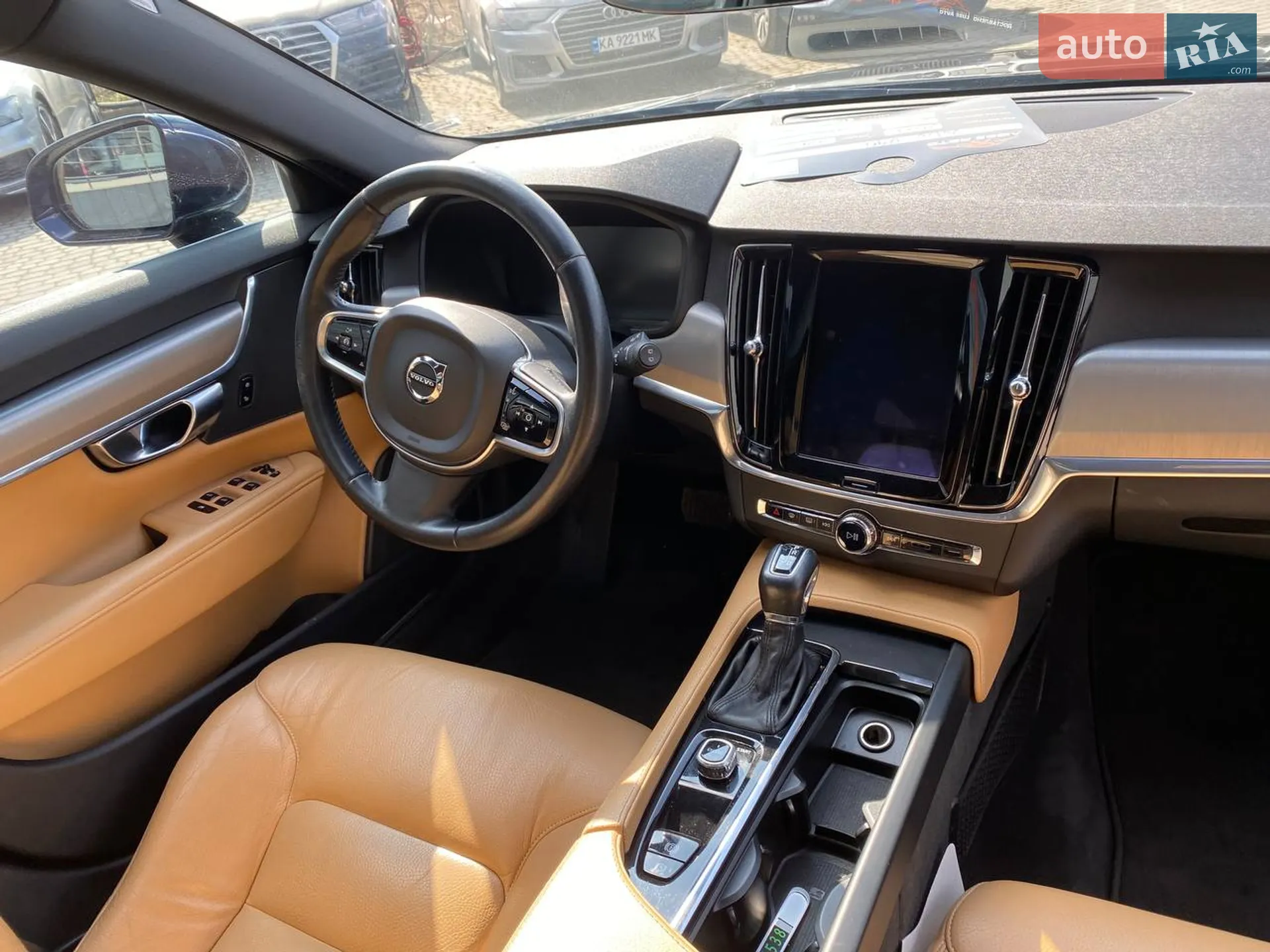 2017 Volvo V90 - мініатюра 10